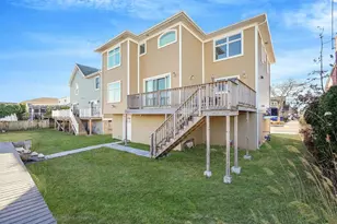 829 S Long Beach Ave, Freeport, NY 11520 - Photo 29