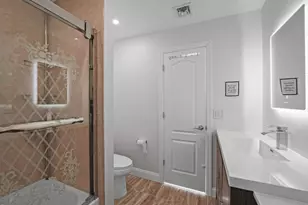 829 S Long Beach Ave, Freeport, NY 11520 - Photo 23