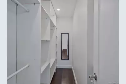 829 S Long Beach Avenue, Freeport, NY 11520 - Photo 15