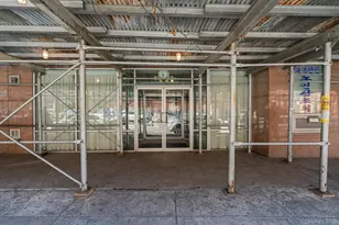 35-06 Leavitt St, Flushing, NY 11354 - Photo 3