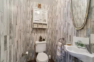 24 Pamela Ln, New Rochelle, NY 10804 - Photo 13