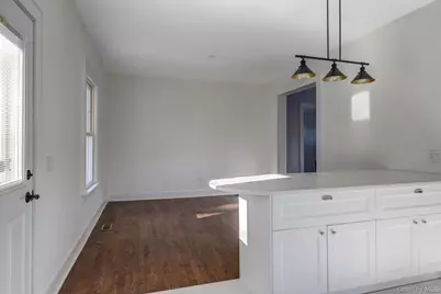 27 Locust Lane, Oyster Bay, NY 11771 - Photo 17