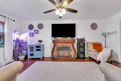 4059 Paulding Avenue, Bronx, NY 10466 - Photo 3