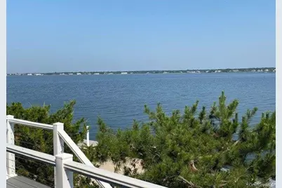 88 Point Road, Westhampton Beach, NY 11978 - Photo 15