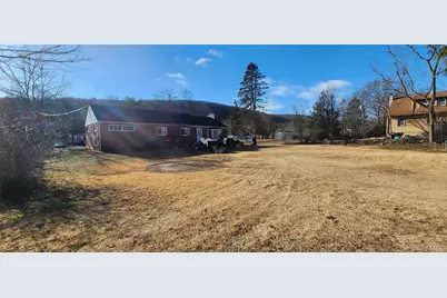 5 Johnson Lane, Sparrow Bush, NY 12780 - Photo 15