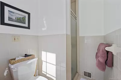 100 Pleasant Hill Road, New Windsor, NY 12553 - Photo 27