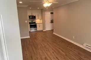 465 New Hwy, Copiague, NY 11726 - Photo 11