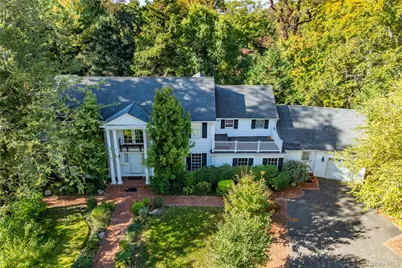 41 Amherst Road, Great Neck, NY 11021 - Photo 1