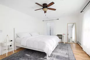 129 Lynncliff Rd, Hampton Bays, NY 11946 - Photo 9