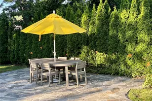 129 Lynncliff Rd, Hampton Bays, NY 11946 - Photo 17