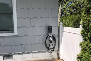 129 Lynncliff Rd, Hampton Bays, NY 11946 - Photo 23