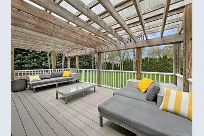 129 Lynncliff Road, Hampton Bays, NY 11946 - Photo 15