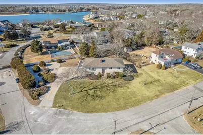 36 Nautilus Drive, Hampton Bays, NY 11946 - Photo 21