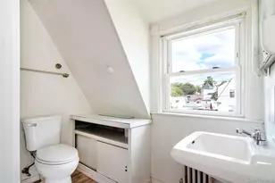 130 Trenton Ave, White Plains, NY 10606 - Photo 17