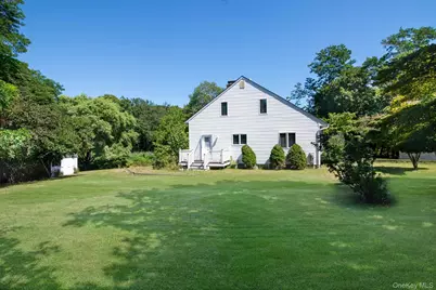 13 West End Avenue, East Quogue, NY 11942 - Photo 25