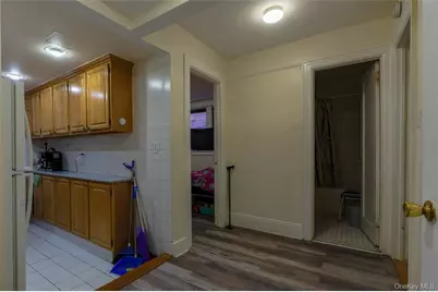 2024 Continental Avenue, Bronx, NY 10461 - Photo 7
