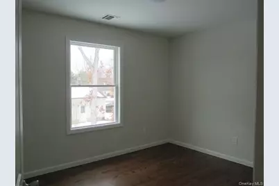 214 Donegan Avenue, Patchogue, NY 11772 - Photo 13