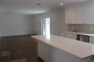 214 Donegan Ave, Patchogue, NY 11772 - Photo 7