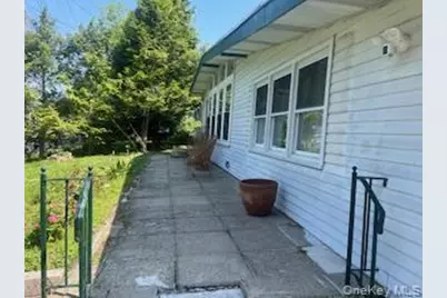 27 Crescent Circle, Rock Hill, NY 12775 - Photo 3