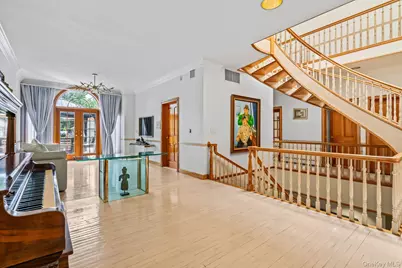 6 Summit Place, Whitestone, NY 11357 - Photo 5