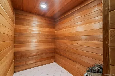 6 Summit Place, Whitestone, NY 11357 - Photo 25