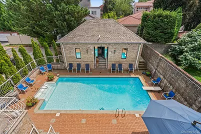 6 Summit Place, Whitestone, NY 11357 - Photo 5