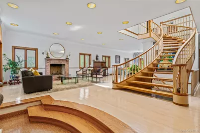 6 Summit Place, Whitestone, NY 11357 - Photo 3