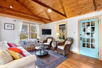 24 Cliff Way, Calverton, NY 11933 - Photo 7