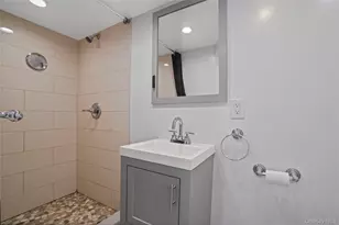 64-18 84th Pl, Middle Village, NY 11379 - Photo 17