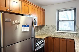 143-50 Hoover Ave, Briarwood, NY 11435 - Photo 9