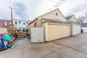 78-24 68th Rd, Middle Village, NY 11379 - Photo 25