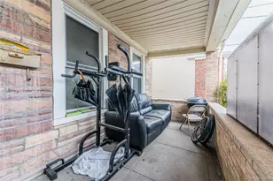 78-24 68th Rd, Middle Village, NY 11379 - Photo 19