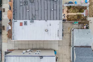 78-24 68th Rd, Middle Village, NY 11379 - Photo 29