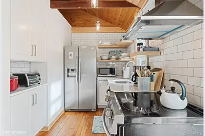 24 Cliff Way, Calverton, NY 11933 - Photo 9