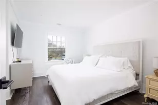 2415 Cox Neck Rd, Mattituck, NY 11952 - Photo 5