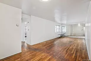 144-55 Melbourne Ave, Flushing, NY 11367 - Photo 3
