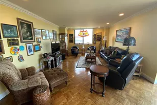 271-10 Grand Central Pkwy, Floral Park, NY 11005 - Photo 5