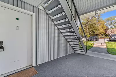 156 Carriage Court #G, Yorktown Heights, NY 10598 - Photo 3