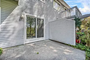 156 Carriage Ct, Yorktown Heights, NY 10598 - Photo 21