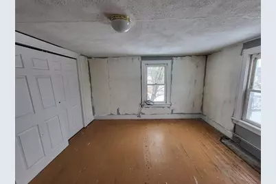 12 Hampton Road, Marlboro, NY 12542 - Photo 5