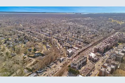 90 Garth Road, Scarsdale, NY 10583 - Photo 15