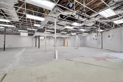 90 Garth Road, Scarsdale, NY 10583 - Photo 29