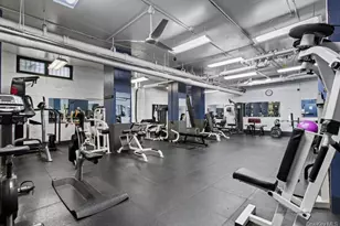 70-25 Yellowstone Blvd, Forest Hills, NY 11375 - Photo 15