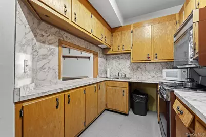 90 Scofield Street, Walden, NY 12586 - Photo 35