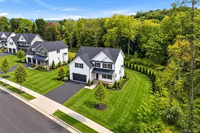 8 Alaina Way, Poughquag, NY 12570 - Photo 3