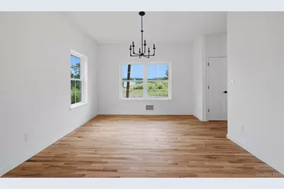 8 Alaina Way, Poughquag, NY 12570 - Photo 35
