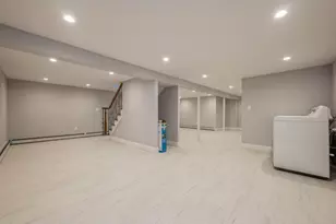 246-59 86th Rd, Bellerose, NY 11426 - Photo 35