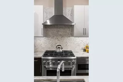 100 Garvies Point Road #1312, Glen Cove, NY 11542 - Photo 5