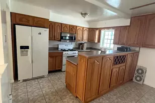 2919 Wallace Ave, Bronx, NY 10467 - Photo 7