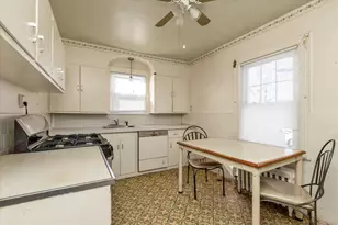 14 Russell St, Baldwin, NY 11510 - Photo 5